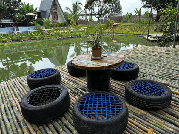 Tire Lounge Deck